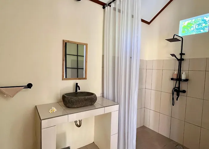 Отель Di Rumah Vima *